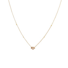 Diamond Kiss Gold Necklace